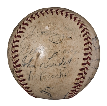 1947 New York Yankees World Series Champion Team Signed Baseball With 20 Signatures Including DiMaggio & Brown (Beckett)